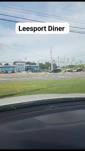 Leesport Leesport Diner MVA/ Police Incident Area is shut down. Please use caution while traveling in the area #c1mn #leesport #police | Channel 1 Methed Up News