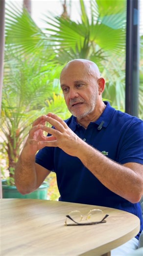 El Mostafa Belkhayate on Instagram: "Quand l’amour rencontre la décision des parents 💍👨‍👩‍👧"