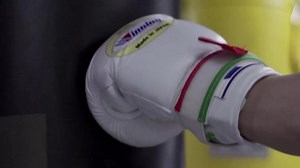 2K views · 74 reactions | Chinese women are increasingly embracing strength sports such as boxing and weightlifting, as society's idea of beauty moves from the long-standing ideal of being 'pale, slim, and youthful' toward a more empowered and individualistic self-image https://reut.rs/3TrQfwp | Reuters | Facebook