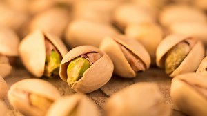 A Ranking of the Healthiest Nuts-Worst to Best