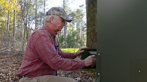 Watch Texas Hunter Directional Stand and Fill Deer Feeders on Amazon Live