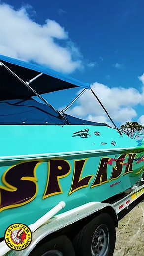 8.3K views · 122 reactions | “Splash” the offshore masterpiece from above! This Apache 28’ is constructed out of Kevlar and carbon fiber featuring center steering and twin Mercury Racing engines. #ApachePowerboats #Apache #Powerboats #Boats #Boating #OffshoreRacing #Quality #Power #Performance #Legendary #OffshoreBoating | Apache Powerboats | Facebook