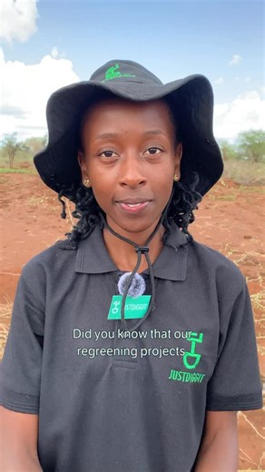 Who actually does the digging at Justdiggit? 🤔 Join Virginia as she explains the benefits of involving local communities in the #regreening process and how spreading awareness about the regreening methods ensures a greener future. 👉 Follow us for more behind-the-scenes moments and a regular dose of climate positivity! | Justdiggit