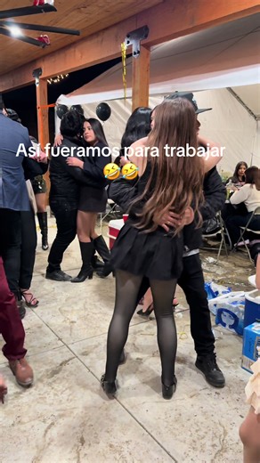 Durango2008 (@durango2008)’s video of see how i come to work