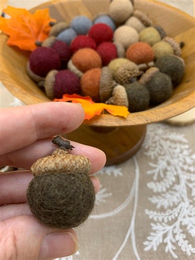 LARGE Size Wool Felted Acorns, "the BIGS Collection", Fall Decor, Thanksgiving, Farmhouse, Halloween, Handmade - Etsy