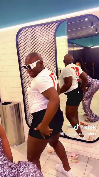 It’s my favourite bitch Birthday of course @THE FAMOUS MEAHACK