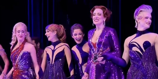 Video: Dee Roscioli Debuts as 'Helen Sharp' in DEATH BECOMES HER