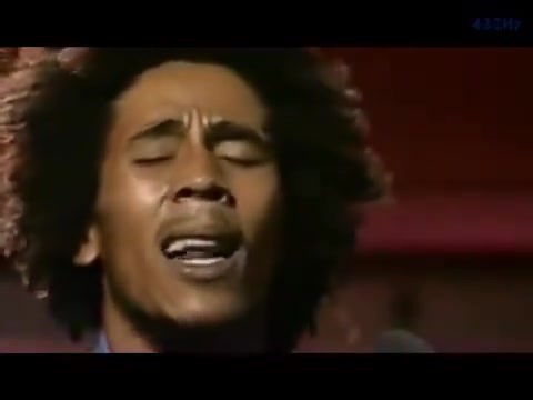 “No chains around my feet, but I’m not free.” 📹 The Wailers’ first-ever TV performance — BBC’s Old Grey Whistle Test, May 1973. #ConcreteJungle #BobMarley #TheWailers | The Wailers