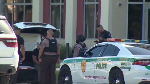 All clear given after reports of bomb threat at Baptist Hospital in SW Miami-Dade - WSVN 7News | Miami News, Weather, Sports | Fort Lauderdale