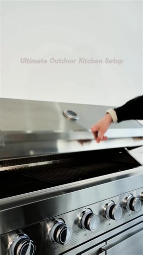 Why spend weeks—and a fortune on labor—pouring concrete? Take a look at this real showroom modular setup. Fridge, grill, cooktop, sink—all in one system. Just follow the order in the video and snap it together. Done in 30 minutes.#modularkitchen #bbqlife #movablekitchen #summervibes #lifehack