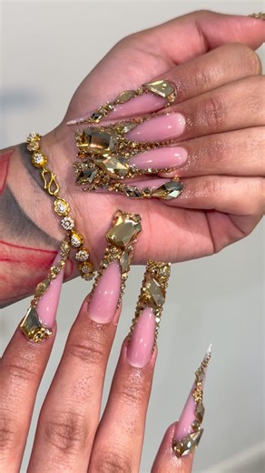 NYC nail tech [drilledbysosa] Exotic nails👩‍🎨 on Instagram: "Golden nails⚜️🌟👸 Size: Xxl - - - - #nailreels #blingnails #reelsofinstagram"