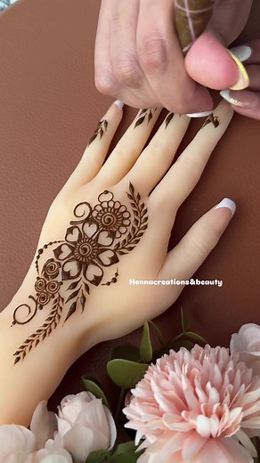 Simple Henna Design Tutorial for Beginners