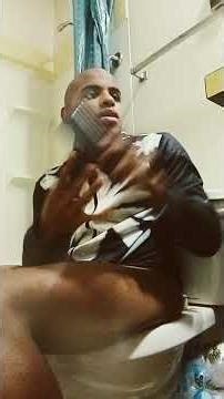 Answering your guys's questions on the toilet #poop #pooping