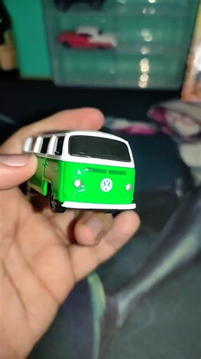 🚙 VOLKSWAGEN TYPE 2 BUS (1971) #diecast #maisto #adventureforce #volkswagen