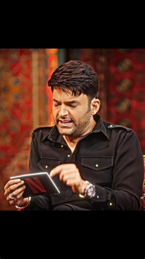 filmi duniya 😎 on Instagram: "Follow me please 🙏🥺能量捕获：人踩踏瓷砖时，体重和动作产生压力。 应力转化：压电材料（如石英晶体）在压力作用下发生形变，产生机械应力。 电能生成：压电材料将机械应力转化为电荷，产生微弱电流。 能量累积：无数步的累积效应，将微小电荷汇聚成可用电量。 应用：收集到的电力可用于照明、传感器供电，甚至存储起来。 应用地点与意义： 涩谷车站等高流量区域：每天数百万步贡献巨大能量，为可持续城市基础设施提供支持。 减少能源依赖：将日常动作转化为可再生能源，降低对传统能源的依赖。 未来潜力：将城市变为“能源自给”的实体，支持智能城市发展。 这个创新技术展示了如何将普通人的行为转化为有用的绿色能源，是可持续发展理念的具象化体现。😂#instagramreels 日本利用压电瓷砖将脚步转化为电能。这些瓷砖捕捉来自你脚步的动能。当你行走时,你的重量和动作会对瓷砖产生压力。瓷砖会轻微弯曲,从而产生机械应力。瓷砖内部的压电材料将这种应力转化为电能。每一步都会产生少量电荷,而数百万步结合在一起就能产生足够的电力来驱动LED灯、数