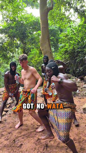 Please sub up on YouTube : Thevillagebeast 🔥 Knicks fans in Africa after that Game 4 comeback 😭🏆 #thevillagebeast