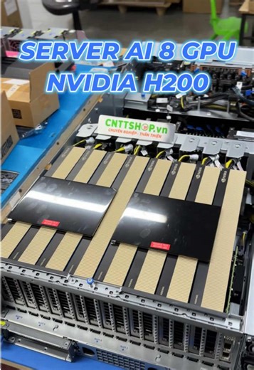 Giới thiệu cấu hình của 1 chiếc máy chủ AI, có giá trị tương đương một căn nhà, được thiết kế để xử lý các tác vụ AI, HPC và dữ liệu quy mô lớn. ✅ Server Rack 4U Asus ESC8000A-E13. ✅2x CPU AMD EPYC™ 9965 (192 Core, 384 Threads, 3.35 GHz, 384 MB cache, TDP 500W). ✅8x GPU NVIDIA H200 NVL PCIe 5.0 (141GB HBM3e bus 4.8TB/s, TDP 600W). ✅32x RAM Kingston 128GB DDR5, Bus 6400MT/s. ✅4x SSD NVMe 15.36TB. ✅4x 3200W 80 PLUS Titanium power (3 1 Redundan). #seru như các bạn đang có nhu cầu về các Server AI, 