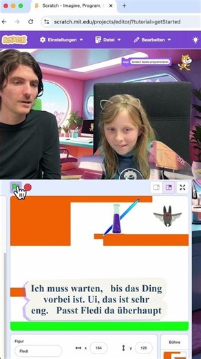 Was passiert, wenn Fledi die Drehtür trifft