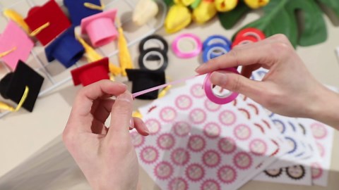 JMUQ 50Set Graduation Gumball Tubes Graduation Party Favors Class of 2025 Graduation Candy Containers wiith Pink Grad Mini Felt Caps Stickers Ribbons for DIY Grad table Party Supplies