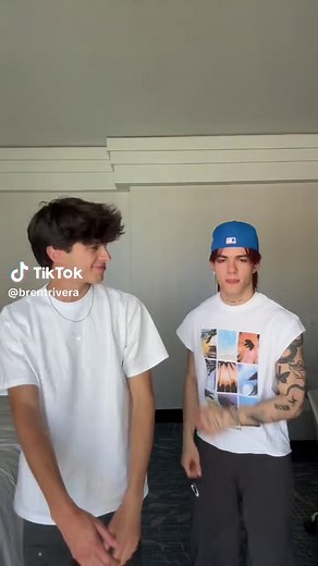 Brent Rivera y Carlos Alberto: Diversion en Disneyland