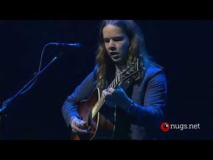 Billy Strings: "Dust in a Baggie" (Official Live Video) - 08/24/24