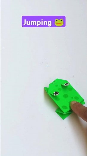 Origami jumping frog 🐸 #origami #jumpingfrog #papertoy