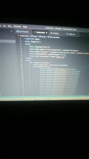 calculatrice scientifique en HTML , CSS et javascript