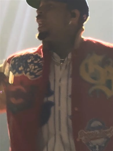 Performance Run It! (Live from Breezy Bowl XX 2025, Paris, France) #cris #crisbrown #estadosunidos #international #viral #pop #crisbrownofficial