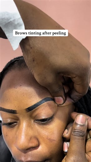 Brow Tinting After Peeling: A Transformation Guide