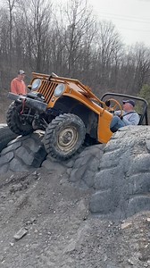 6.8K views · 719 reactions | ✅ Spring testing! “Nubs” using every inch of travel! #jeepjeep | Seth Hensler | Facebook