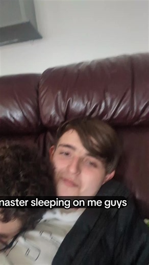 Furry3Femb0y3 (@femboypuppypaws)’s video of master