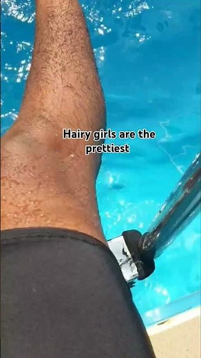 hairy ladies with hairy legs are the prettiest 🥰