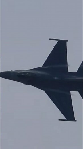 PACAF F-16 Demo Team at MCAS Iwakuni Air Show 2025!!