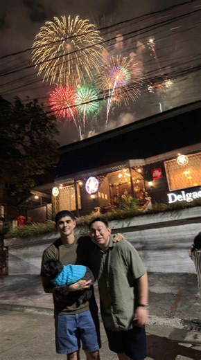 Maraming salamat sa lahat ng nagpaputok last night. Keep the tradition alive (safely). Happy 2026! #2026 #happynewyear #firework #fyp #trending