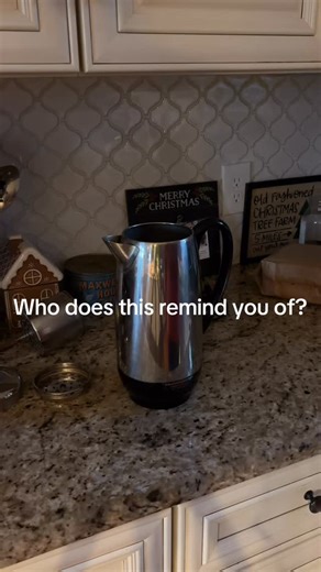 I’ve had this old electric percolator for a long time. I don’t use it every day, but every time I do, it feels familiar. Like slow mornings, quiet kitchens, and someone who always woke up first. Who does this remind you of? ☕ #morningcoffee #percolator #vintagepercolator #southernfoodjunkie #letsgetfoodjunked | Southern Food Junkie