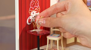 Unbox the sweetest DIY experience ever! This new Super Creator house brings pastel scoops, striped awnings, and fairy-light charm into one tiny ice cream haven. Ready to build? Let’s get crafting! 🛠️🍧 | Rolife