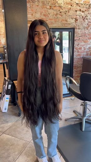 Super long hair cut! #fancy #longhair #fyp #foryourpage #hairtok #shaghair #haireducator #mantaraylayers