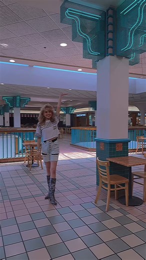 Jordan Rumsey✨ on Instagram: "You can find me where the neon is ⚡️⚡️ 📍Berkshire Mall, PA"