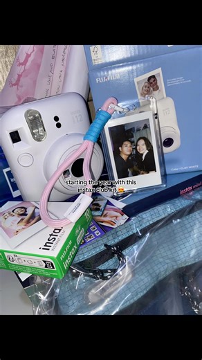 Explore the Fujifilm Instax Mini 12 Camera Club Kit