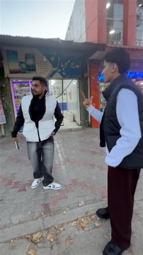 ‎پارس استار بوتیک/تیشرت/اسلش/شلوار/دورس/کیف/ساعت‎ on Instagram‎: "استایل رو بگیر ول کن داش🤣 بوتیک پارس استار 📍 لردگان بیا کار ها رو ببین 🫡 💯 برا ثبت سفارش از طریق دایرکت 👇 📦 آدرس حضوری 📍 لردگان پاساژ فرهنگیان طبقه همکف سالن پشت بوتیک پارس استار #لردگان#هودی_دخترانه #چهارمحال_بختیاری #دورس #چهارمحال_بختیاری #ایذه"‎