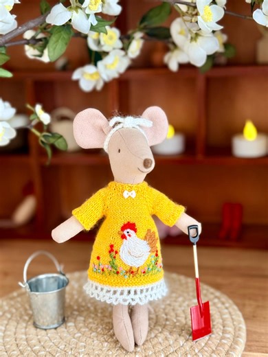 Hand Knitted Easter Yellow Chicken Dress & Headband for Maileg Mum Mouse - Etsy