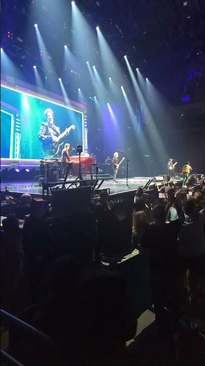 Journey - Don't Stop Believin' - Arnel Pineda - Acrisure Arena - Palm Desert, CA - 4/25/23