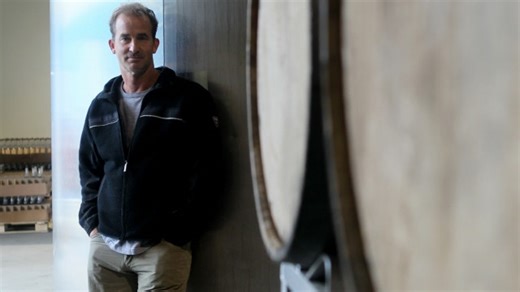 Coldplay’s Chris Martin catches couple on Kiss Cam, jokingly asks if they’re having an affair