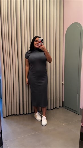 Fashion Try-On: Stylish Knee-Length Dresses