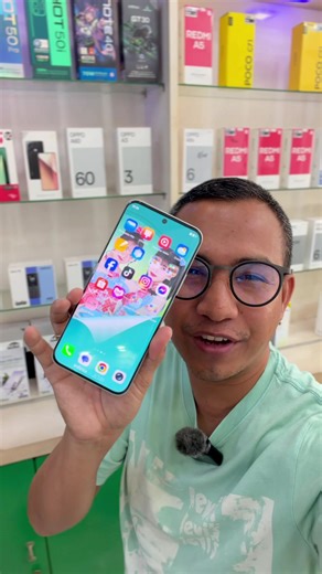 Infinix Hot 60 Pro Plus: Layar Curved Cakep