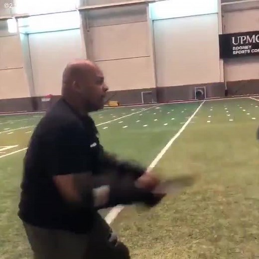 Reminder: Sack leader Aaron Donald trained this offseason with KNIVES 😳 | NFL on ESPN