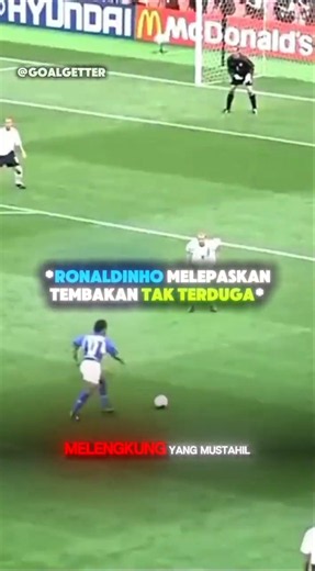 Ronaldinho Scores a Spectacular Goal at the World Cup 😱