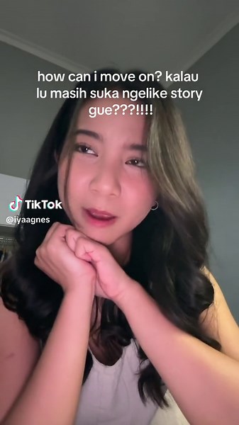 agnes (@iyaagnes)’s videos with The Man Who Cant Be Moved The Script - S O U N D L Y R I C S