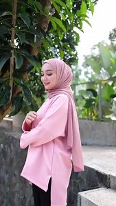 111 reactions · 46 shares | ❣️Photo realpict 100% ya❣️ Kode : clora basic oversize Price : 70. 000 Available color : soft pink, navy, army, mustard Matt: scuba strechy _____ Size :All size fit XXL Ld: 136 cm masih melar Pb: 78 cm | levora.id | Facebook