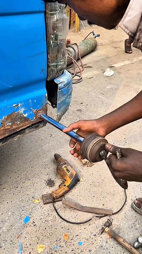 1.4M views · 6.2K reactions | Auto body denting by homemade tools! #carrepair #CarDenting #homemadetools #mechanicfixa #fblifestyle | Mechanic Fixa | Facebook